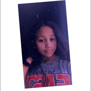 Meet your Posher, Valaree